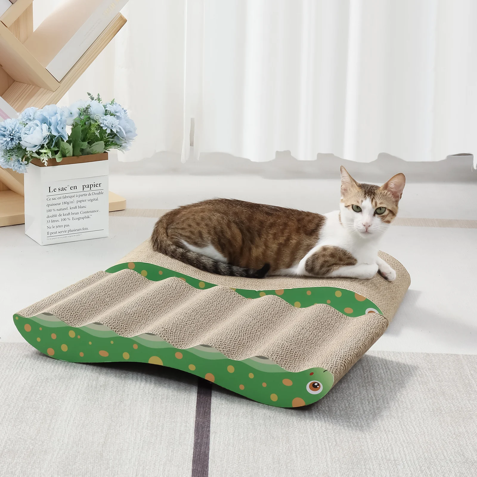 caterpillar cat scratcher corrugated cardboard cat scratcher view 07 01