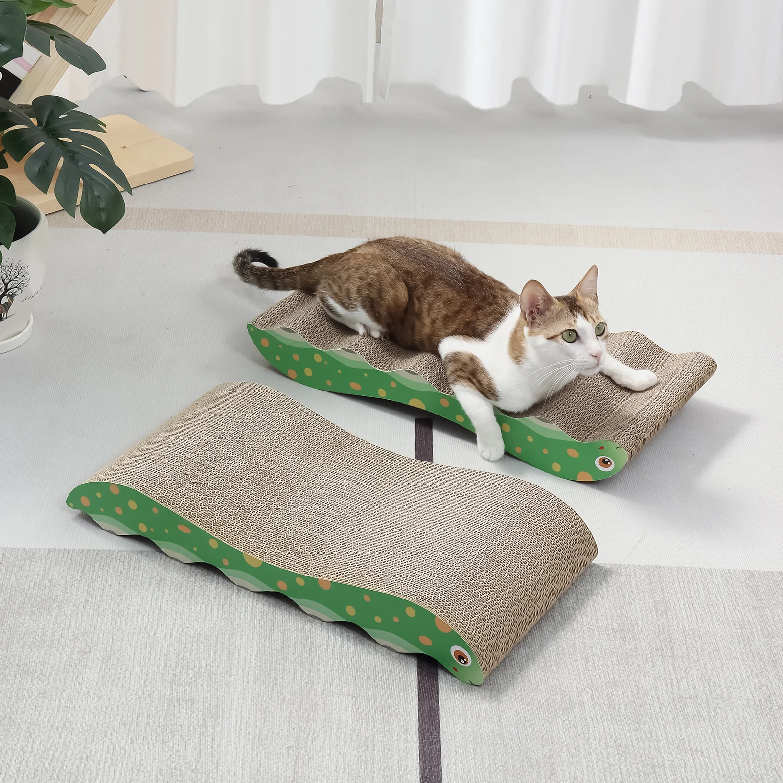 caterpillar cat scratcher corrugated cardboard cat scratcher view 09 01
