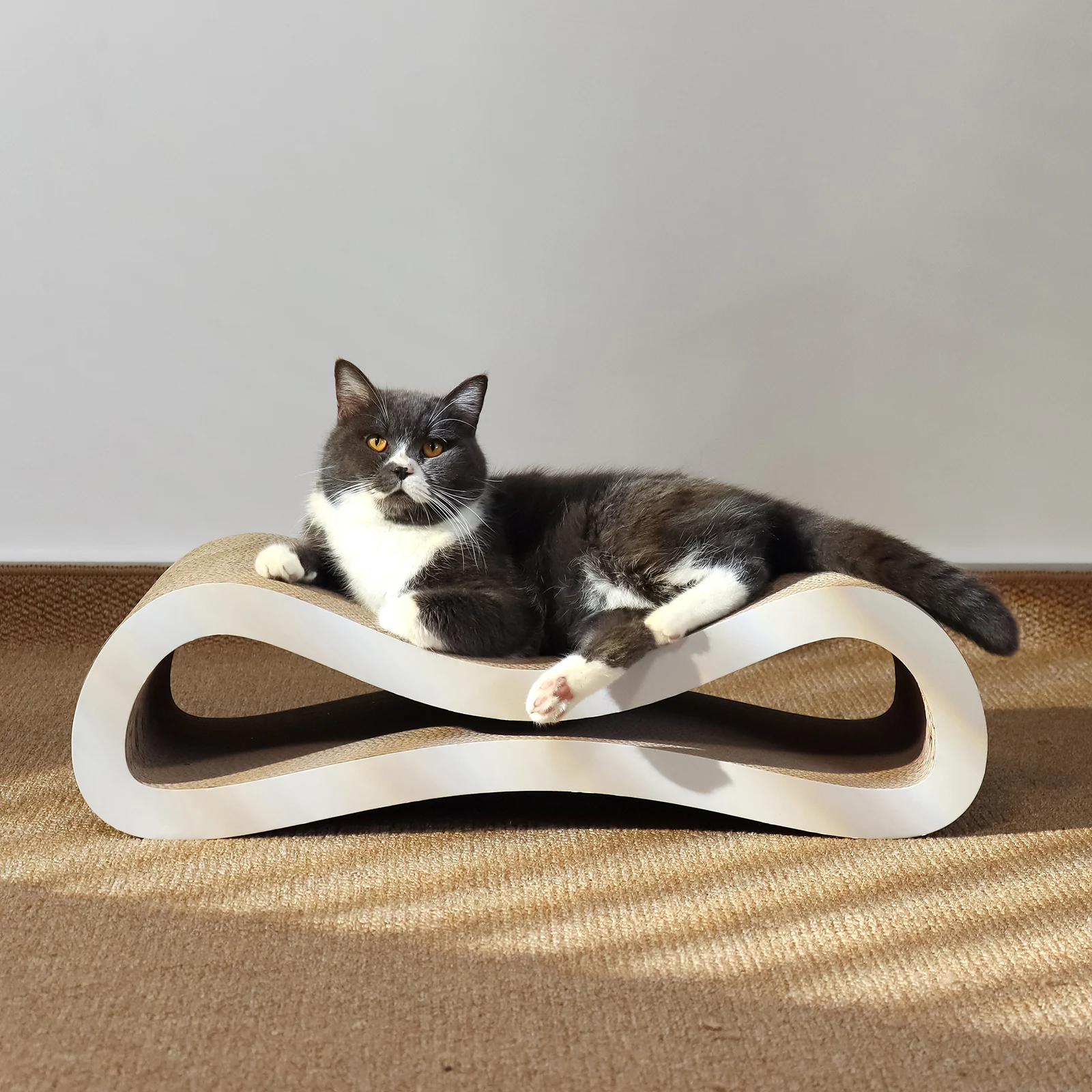KL34 B-Shaped Corrugated Cardboard Cat Bed, Tunnel and Extra-Long Scratcher